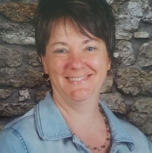 Meet your Posher, Karine